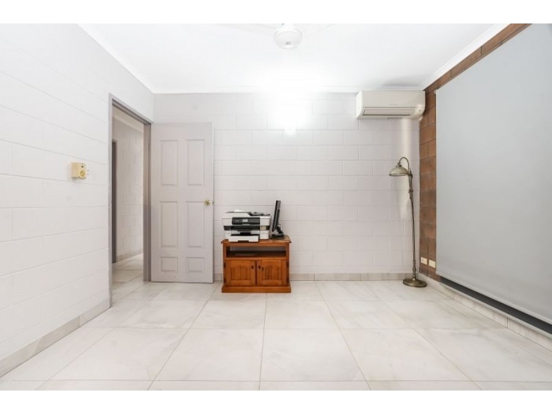 18 Buckland Court, Moulden NT 0830