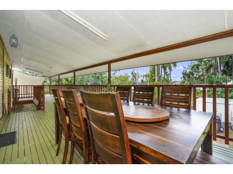 35 Mullamulla Circuit, Karama NT 0812