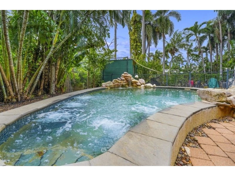 35 Mullamulla Circuit, Karama NT 0812