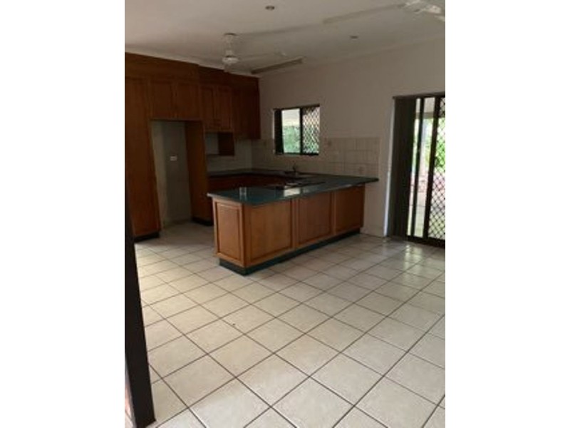 24 Baroalba Street, Leanyer NT 0812