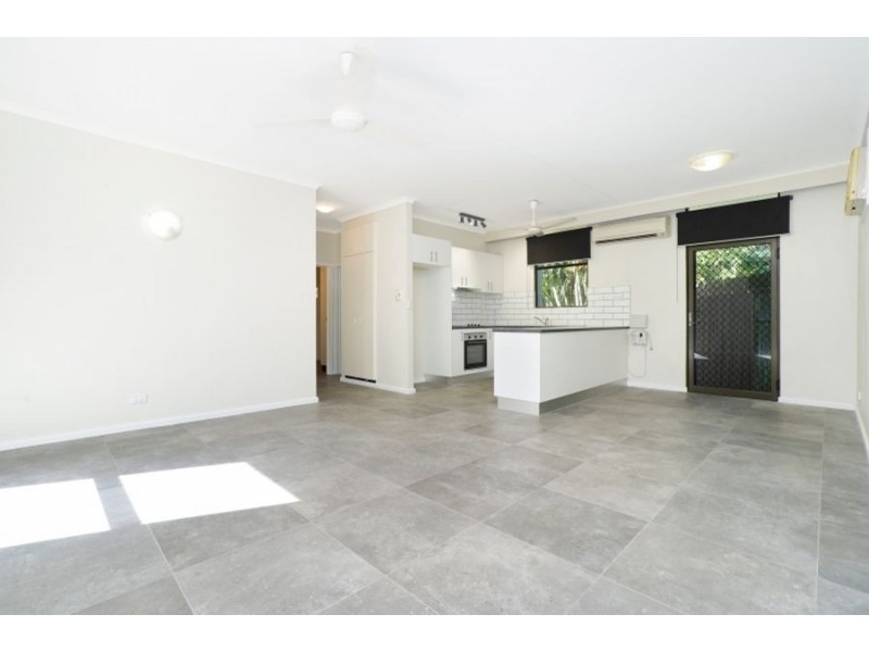 2/10 Sandalwood Street, Nightcliff NT 0810