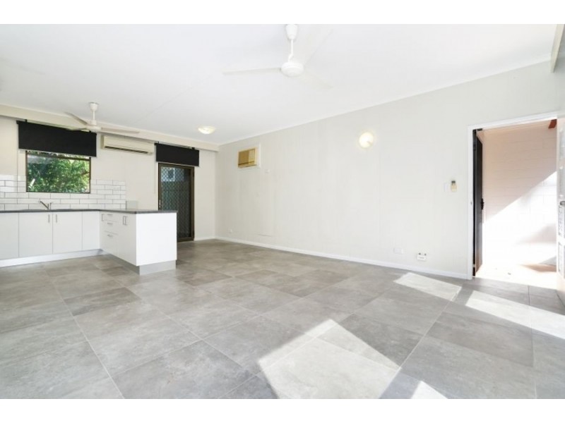 2/10 Sandalwood Street, Nightcliff NT 0810