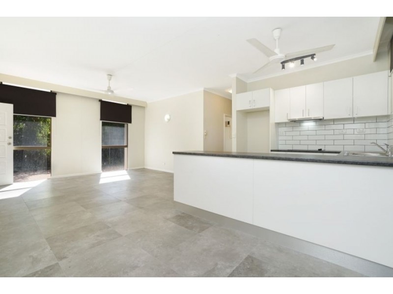 2/10 Sandalwood Street, Nightcliff NT 0810