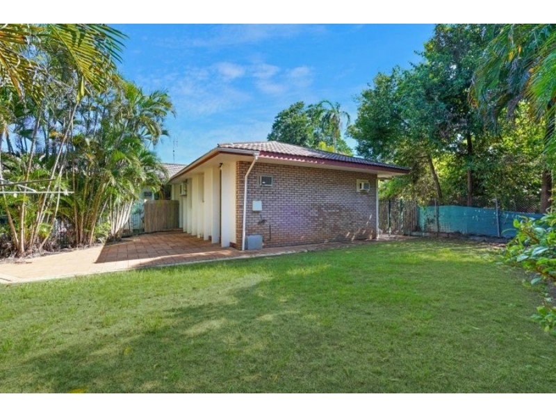 2/10 Sandalwood Street, Nightcliff NT 0810