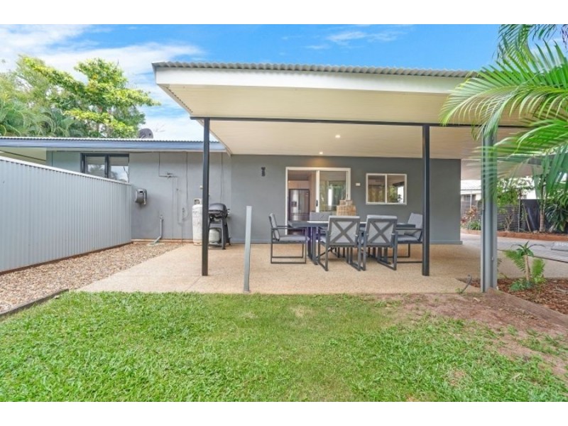 25 Yeadon Circuit, Moil NT 0810