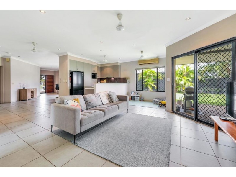 40 Antonino Drive, Rosebery NT 0832