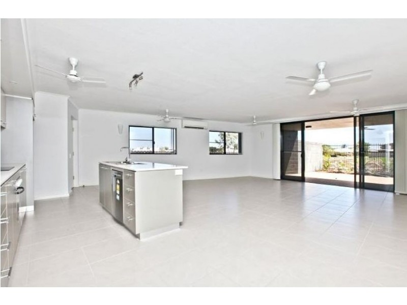 21a/174 Forrest Parade, Rosebery NT 0832