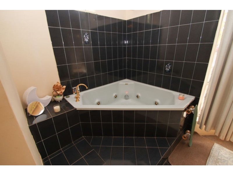 23 Frangipanni Court, Katherine NT 0850