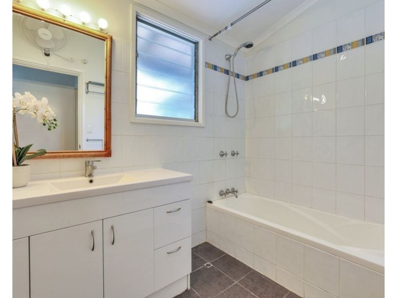 28 Dalwood, Malak NT 0812