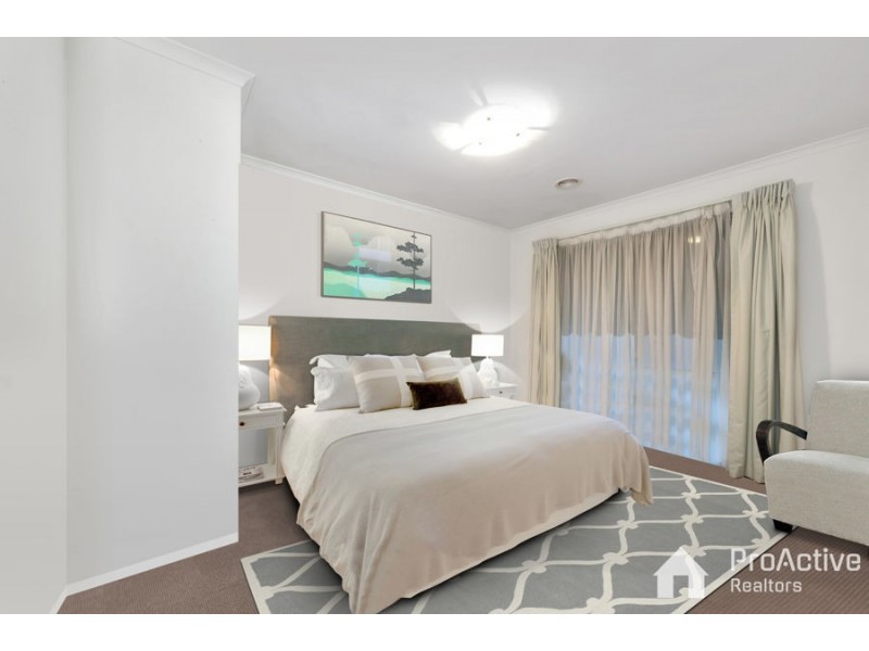 46 Lakes Drive, Craigieburn VIC 3064