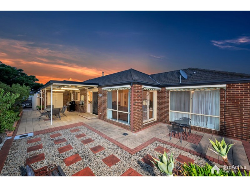 46 Lakes Drive, Craigieburn VIC 3064