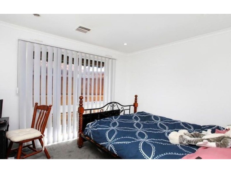 53 CHILDS ST, Melton South VIC 3338