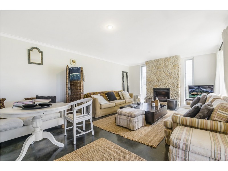 4 Nautical Court, Yanchep WA 6035