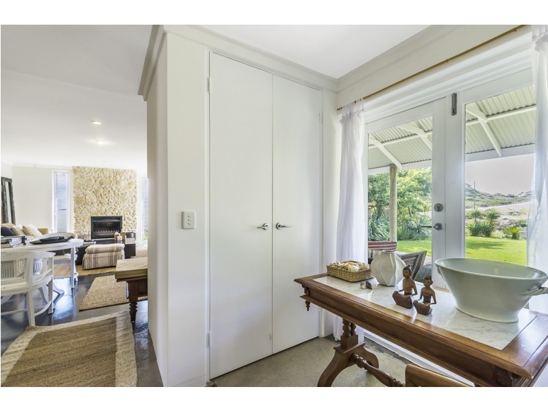 4 Nautical Court, Yanchep WA 6035