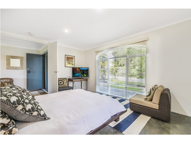 4 Nautical Court, Yanchep WA 6035