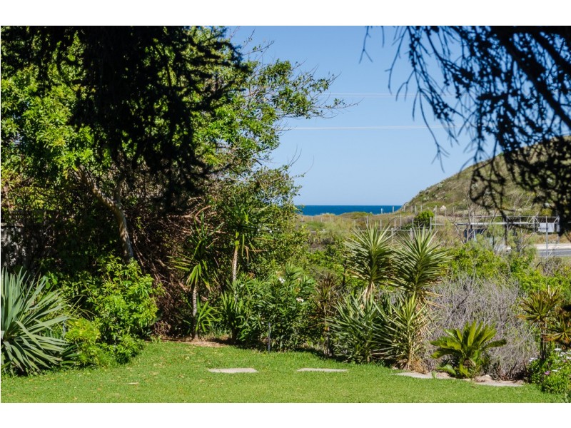 4 Nautical Court, Yanchep WA 6035