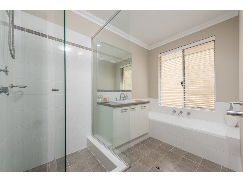 74 Lookout Drive, Yanchep WA 6035