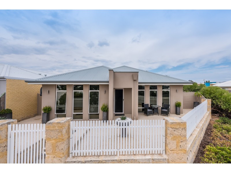 74 Lookout Drive, Yanchep WA 6035