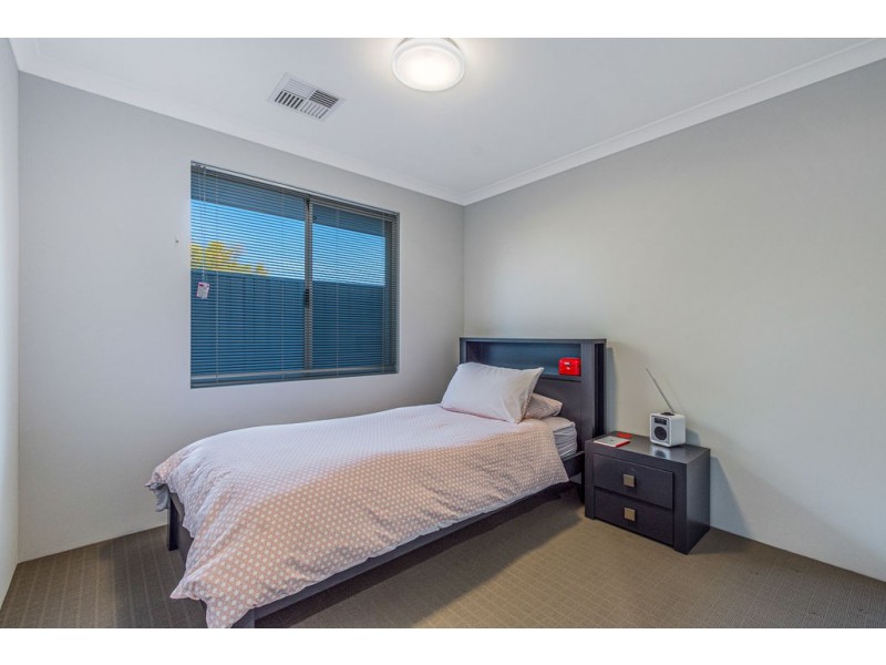 8 Bunker Crescent, Yanchep WA 6035