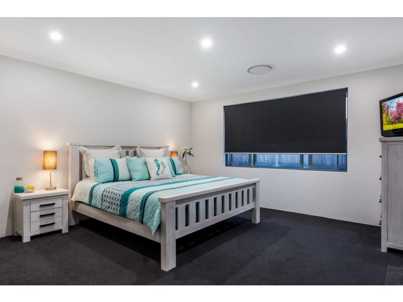 4 Carbon Street, Yanchep WA 6035