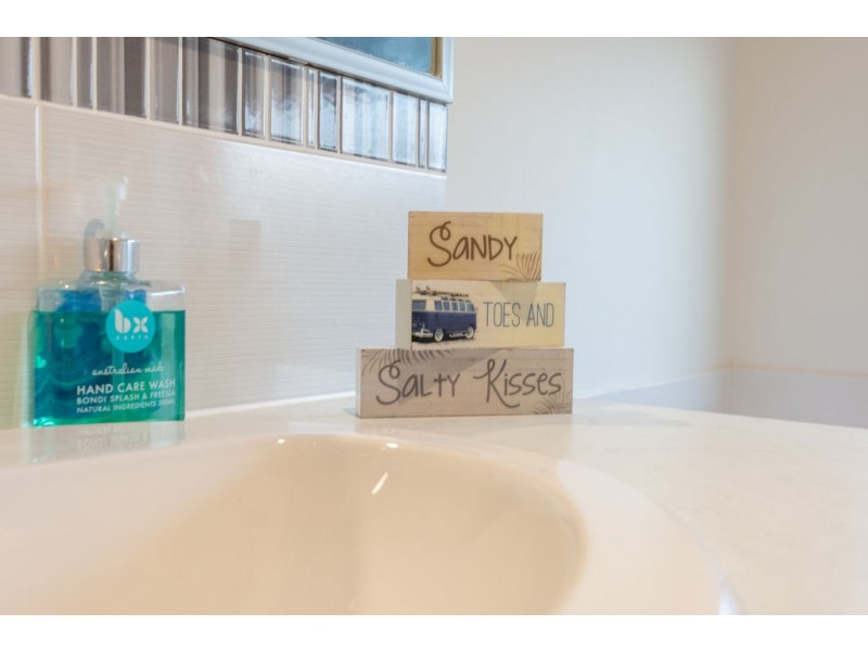 4 Carbon Street, Yanchep WA 6035