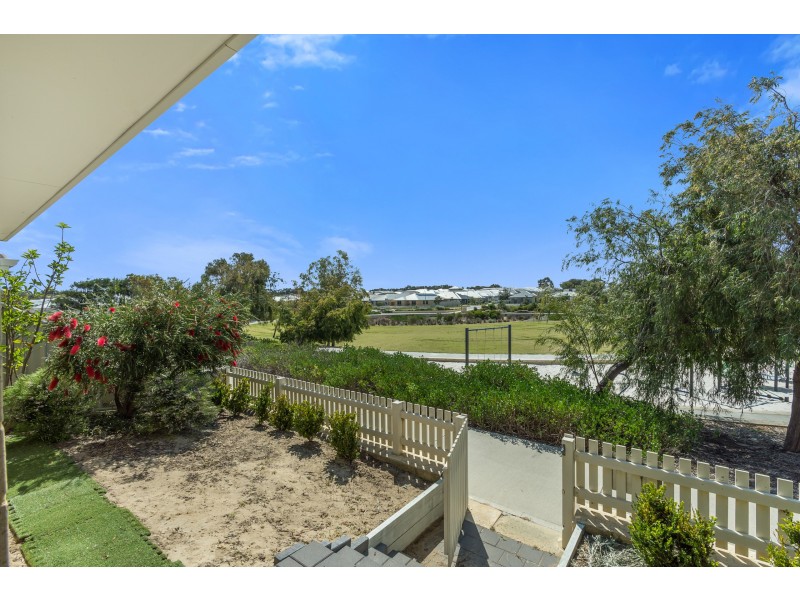 9 Karril Turn, Yanchep WA 6035