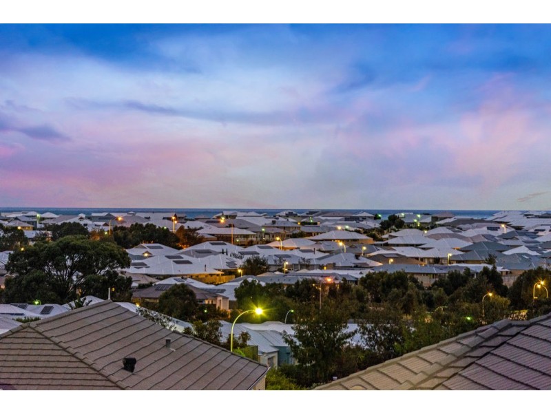 16 Tinsel Street, Yanchep WA 6035