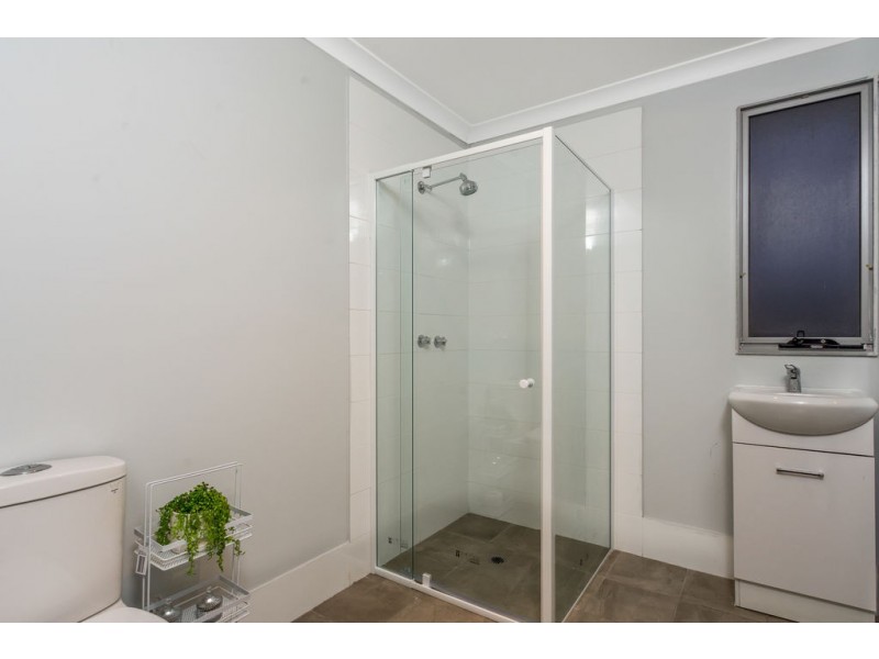 16 Tinsel Street, Yanchep WA 6035