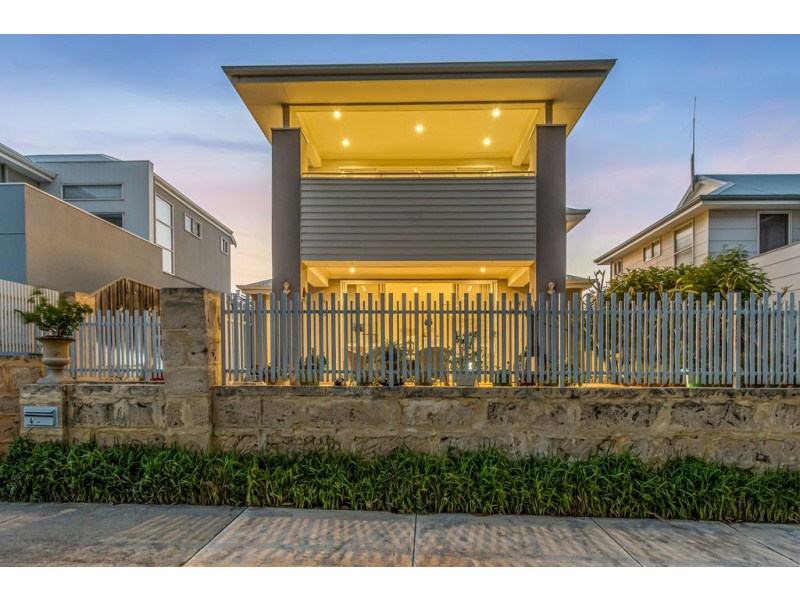 4 Sunny Close, Yanchep WA 6035