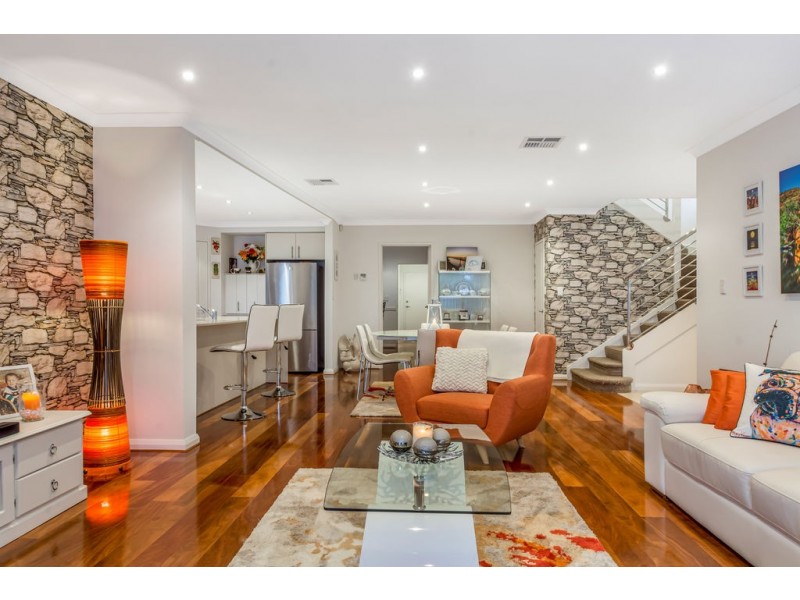 4 Sunny Close, Yanchep WA 6035