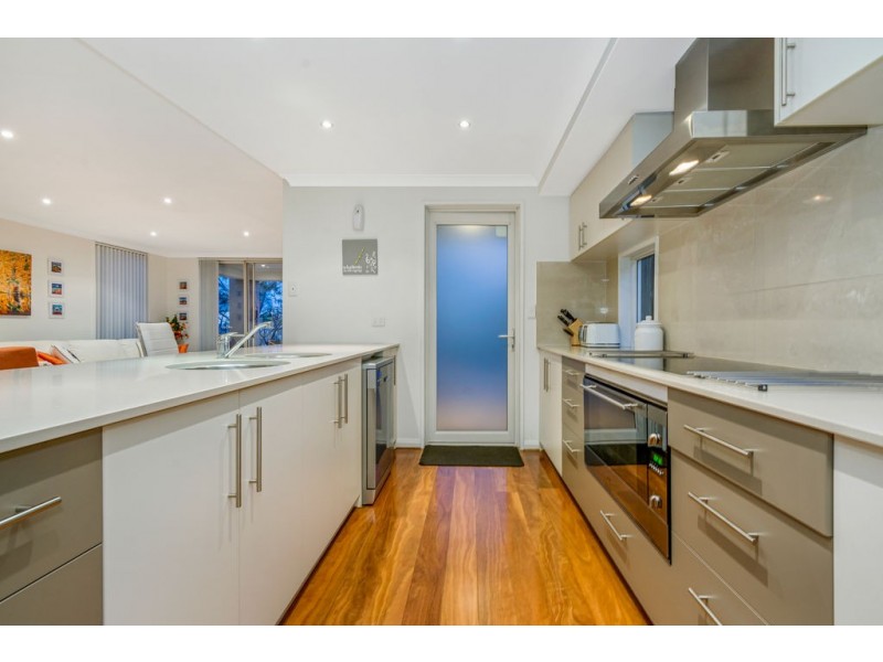 4 Sunny Close, Yanchep WA 6035