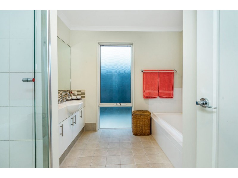 4 Sunny Close, Yanchep WA 6035