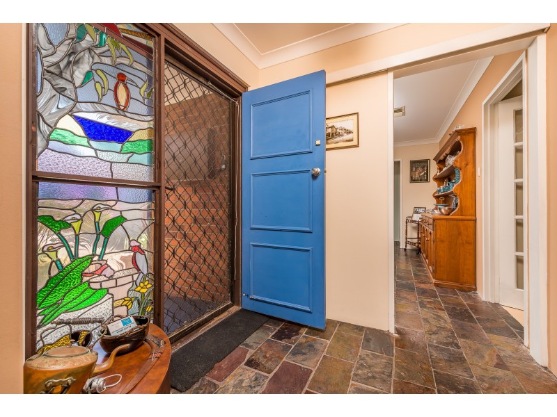 6 Nautical Court, Yanchep WA 6035