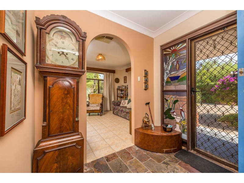 6 Nautical Court, Yanchep WA 6035