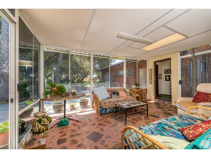 6 Nautical Court, Yanchep WA 6035