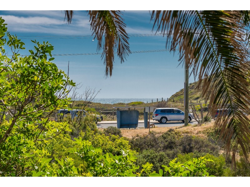 6 Nautical Court, Yanchep WA 6035