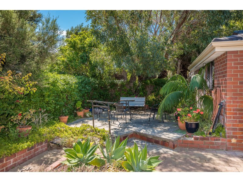 6 Nautical Court, Yanchep WA 6035