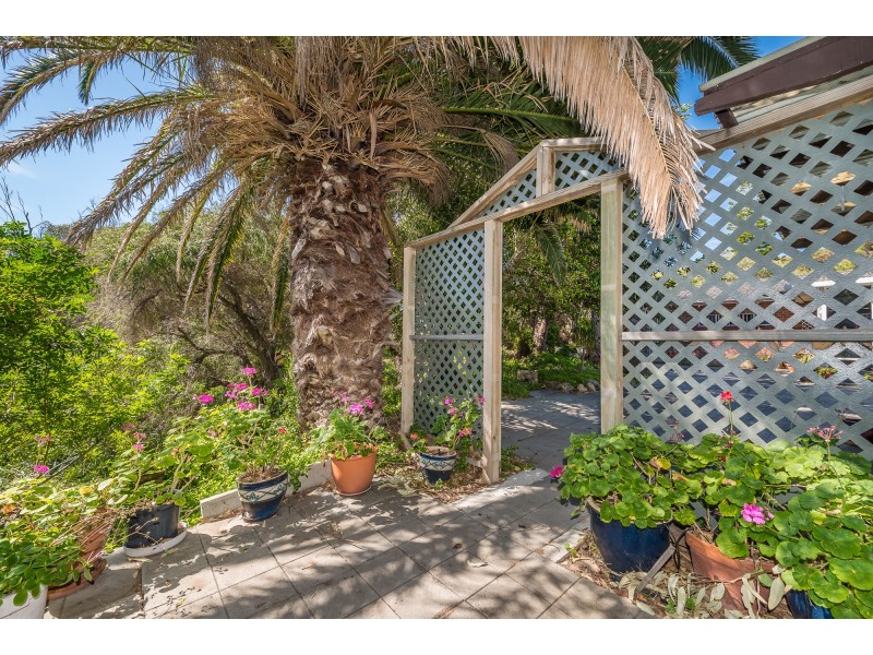 6 Nautical Court, Yanchep WA 6035