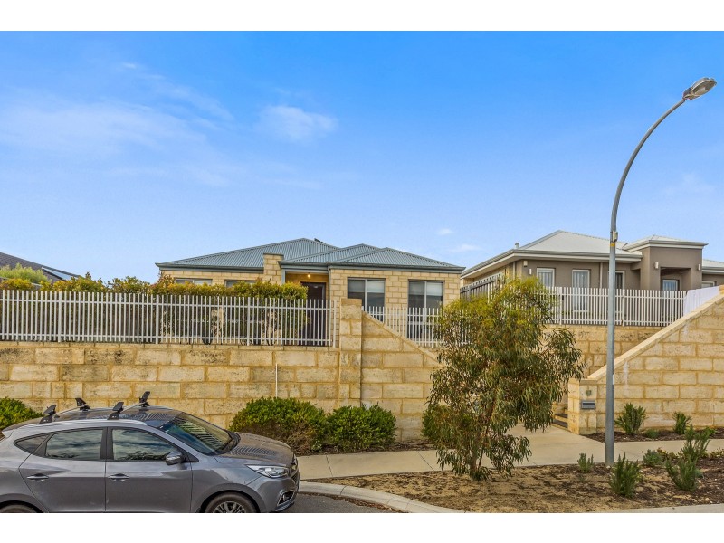 44 Tinsel Street, Yanchep WA 6035