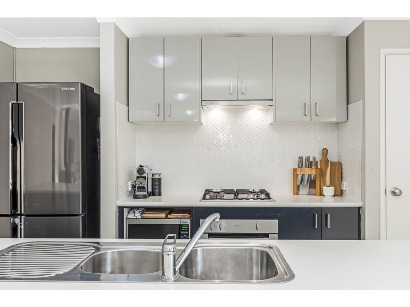 44 Tinsel Street, Yanchep WA 6035