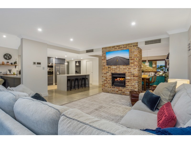 22 Cobia Vista, Yanchep WA 6035