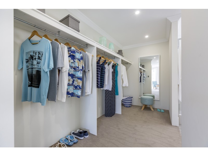 33 Parkside Street, Yanchep WA 6035