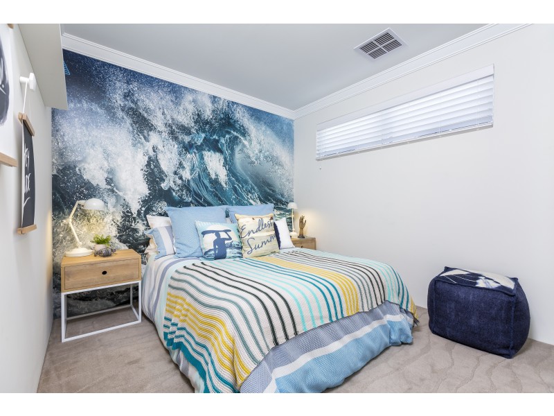 33 Parkside Street, Yanchep WA 6035