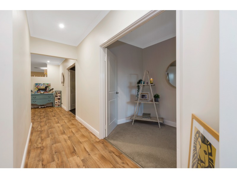 102 Seaside Avenue, Yanchep WA 6035