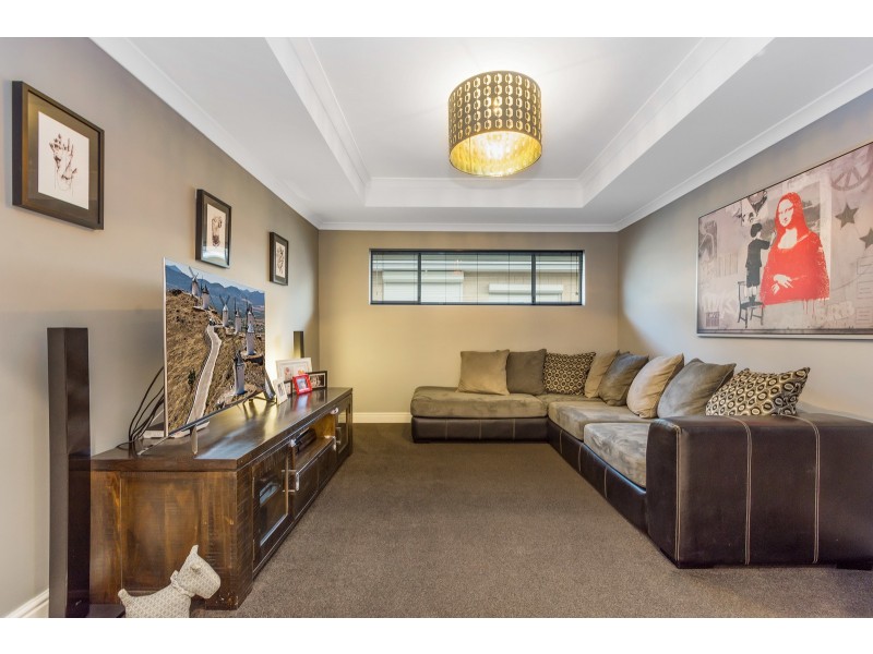 102 Seaside Avenue, Yanchep WA 6035