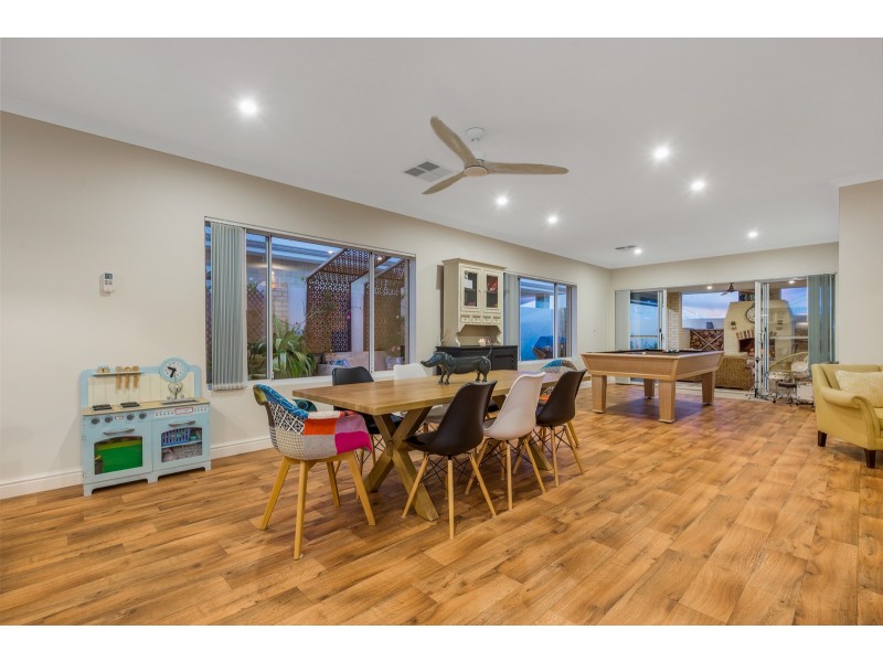 102 Seaside Avenue, Yanchep WA 6035