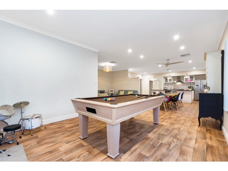 102 Seaside Avenue, Yanchep WA 6035