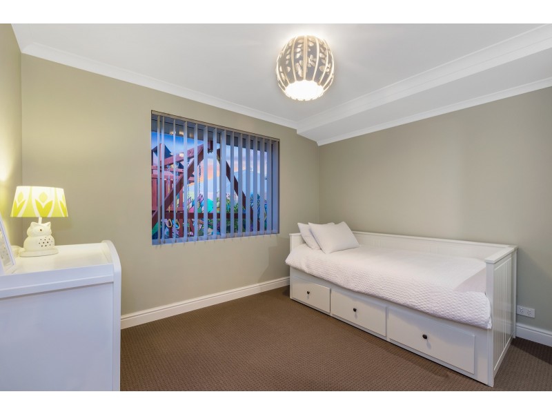 102 Seaside Avenue, Yanchep WA 6035