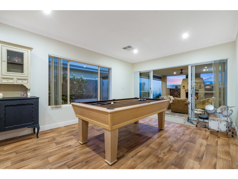 102 Seaside Avenue, Yanchep WA 6035