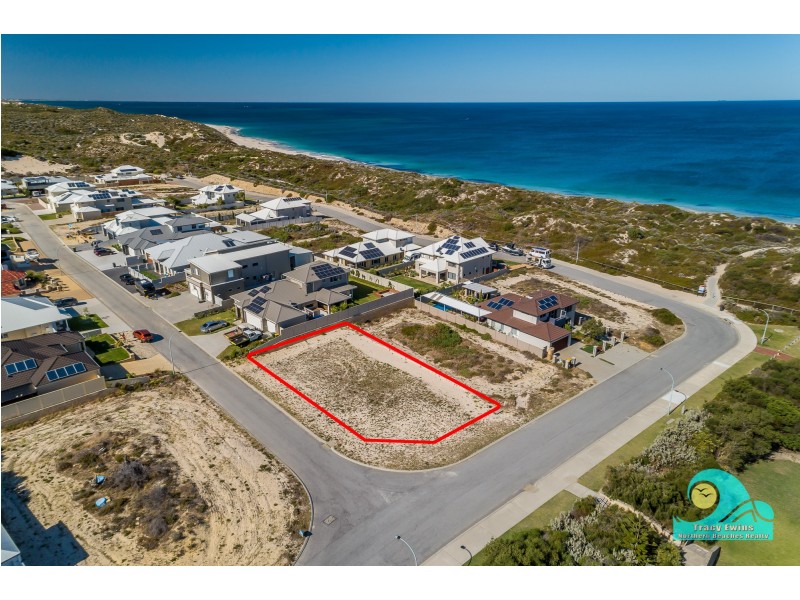25 Trumpeter Parade, Yanchep WA 6035